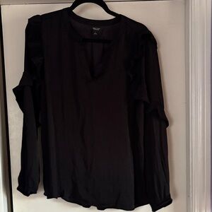 Simply Vera Elegant Black Silk Women's Top
